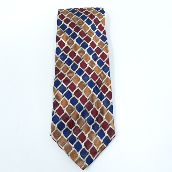JOS.A.BANK Geometric Design Silk Tie - Picture 4 of 9